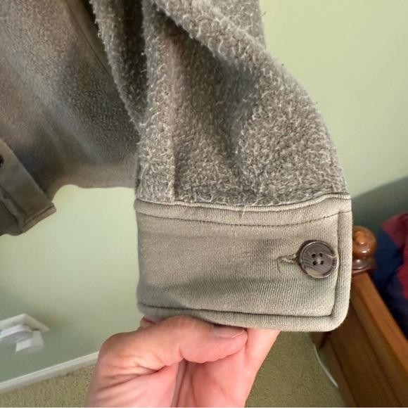 Free People Ruby Oversized Fleece Shirt Jacket
Shacket  Olive Size S - Picture 10 of 15